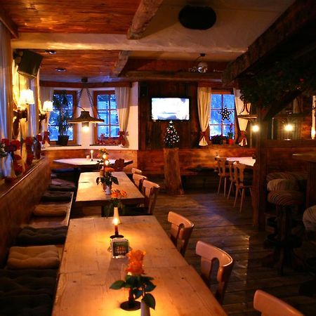 Gasthaus Falbesoner Apartment Gschnitz Bagian luar foto