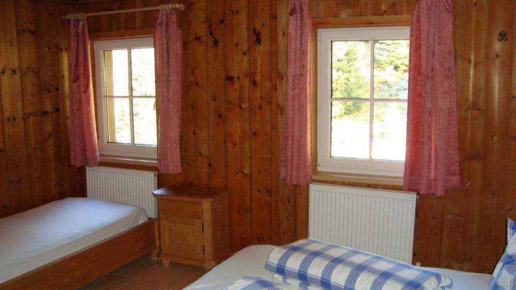 Gasthaus Falbesoner Apartment Gschnitz Ruang foto