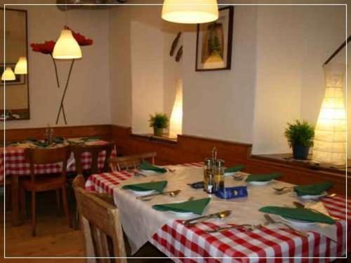 Gasthaus Falbesoner Apartment Gschnitz Bagian luar foto