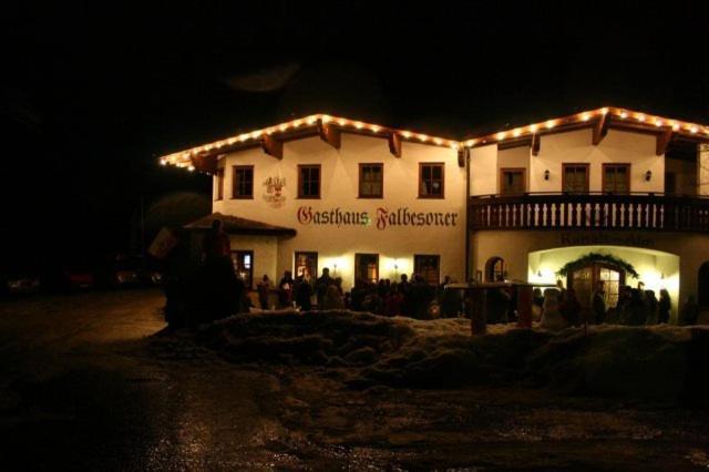 Gasthaus Falbesoner Apartment Gschnitz Bagian luar foto