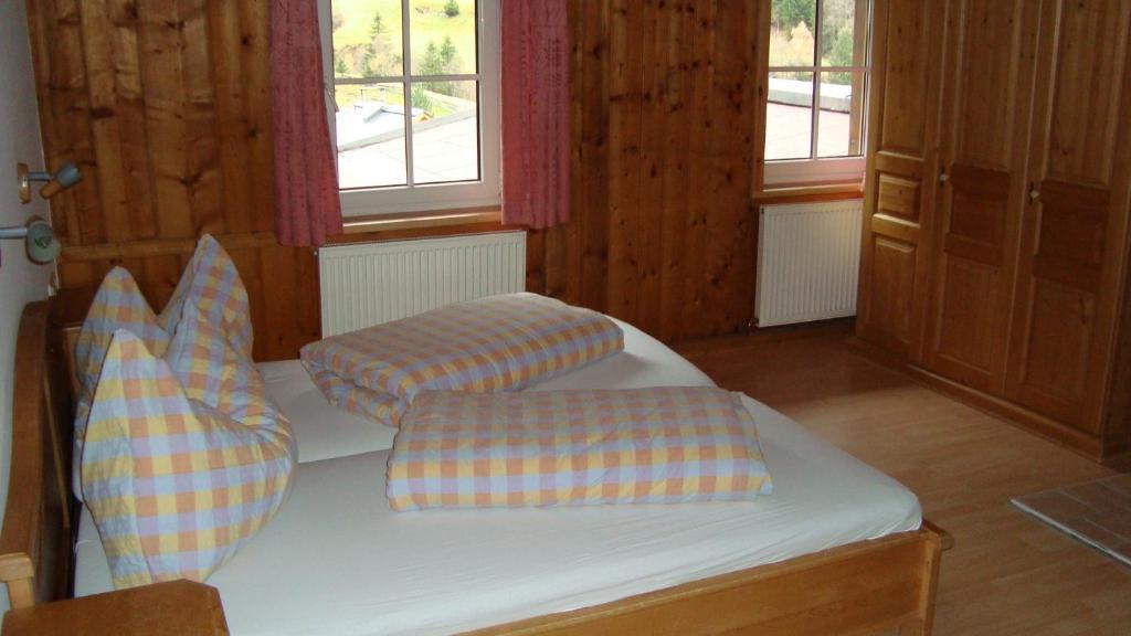 Gasthaus Falbesoner Apartment Gschnitz Ruang foto