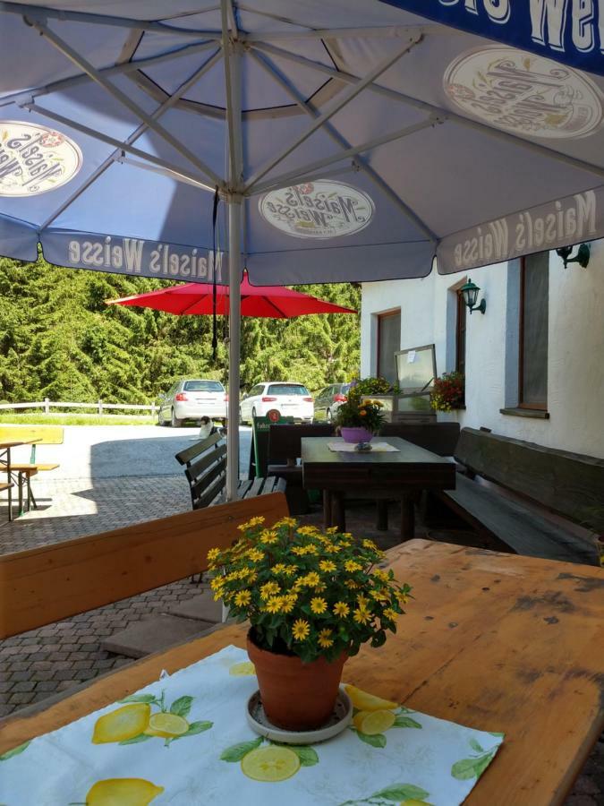 Gasthaus Falbesoner Apartment Gschnitz Bagian luar foto